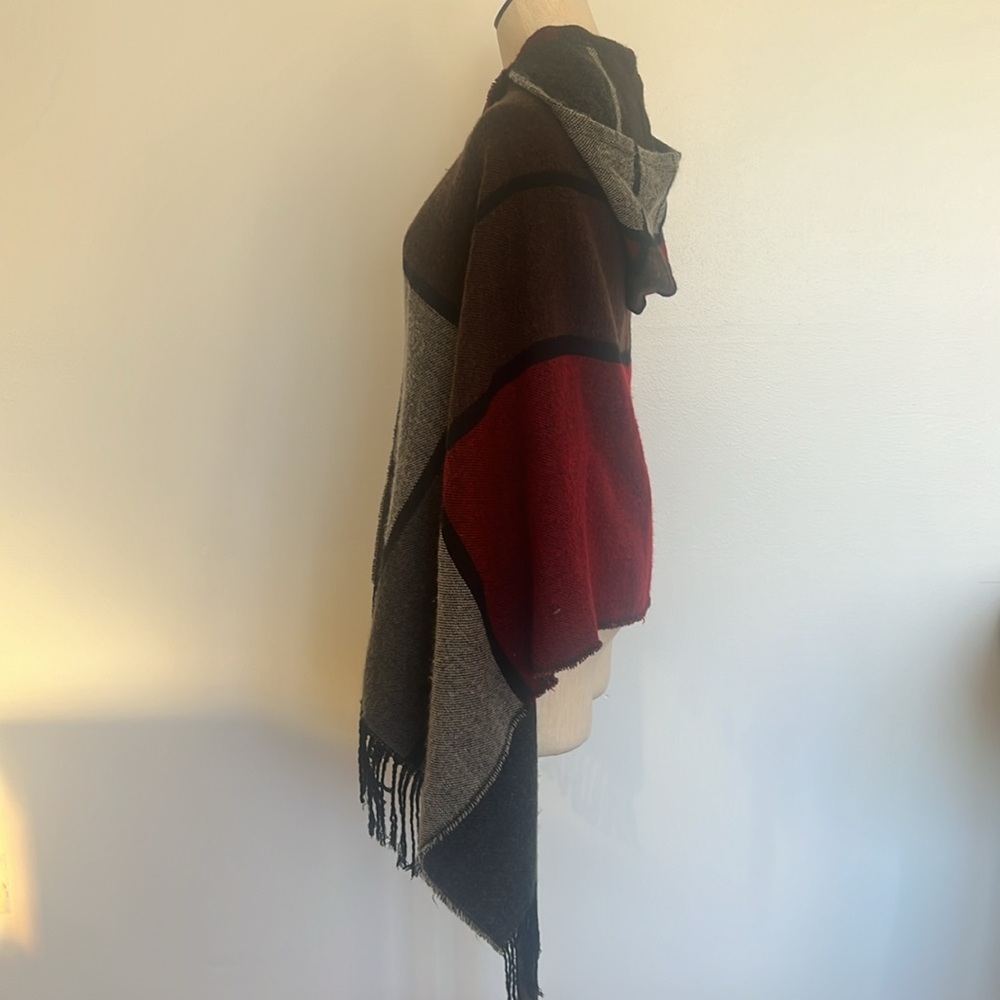 Shawl wrap - Picture 4 of 15
